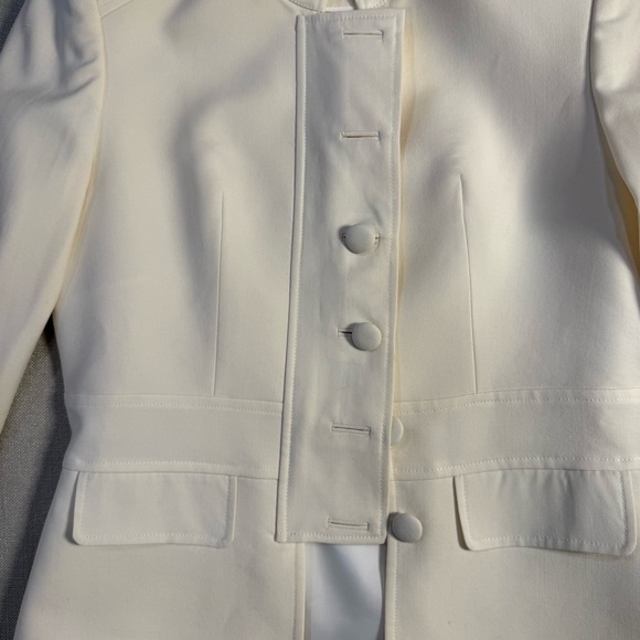 Loro Piana Ivory Women's Suit Jacket - Picture 2 of 6